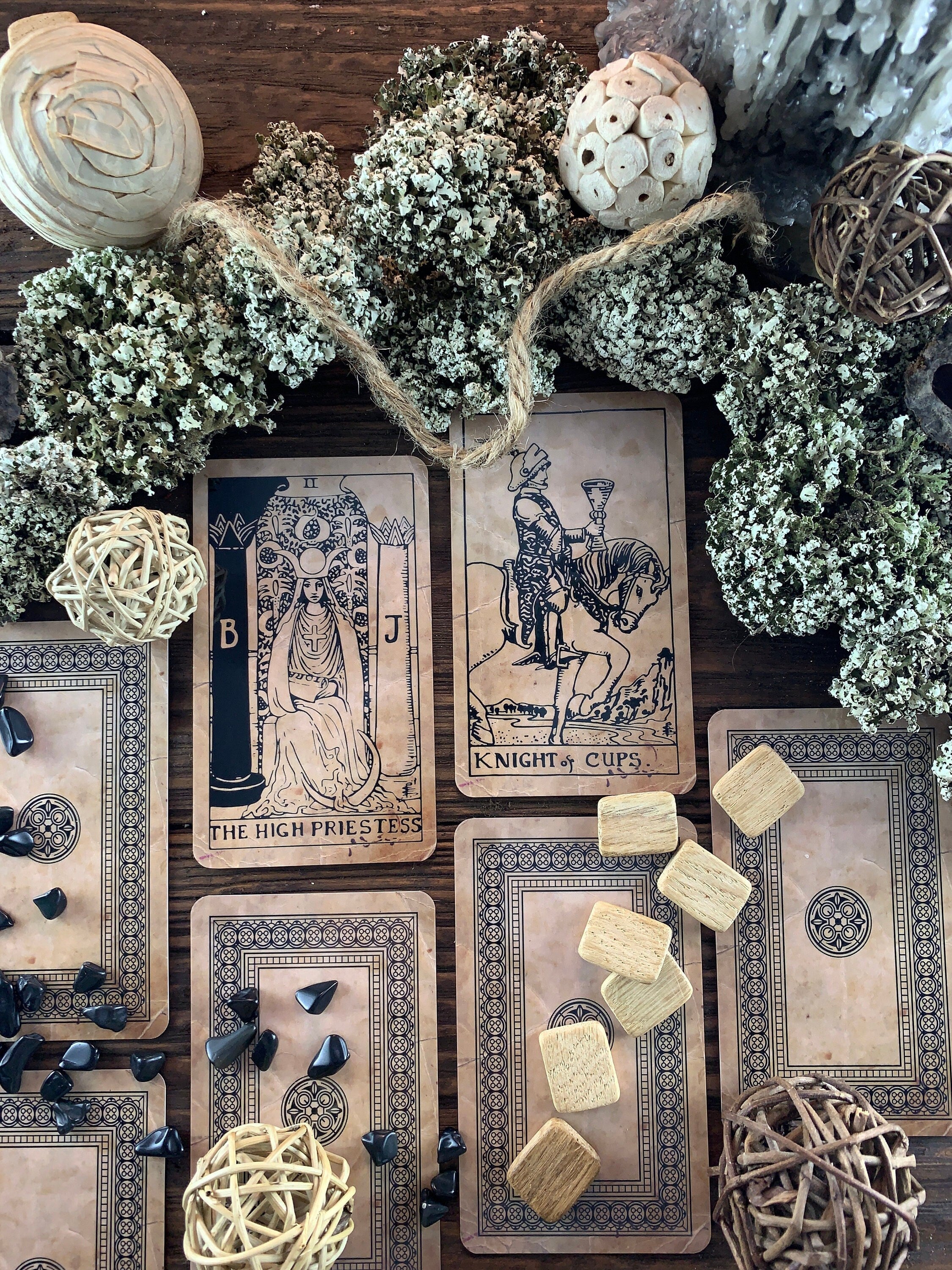 Dark Vintage Tarot Deck