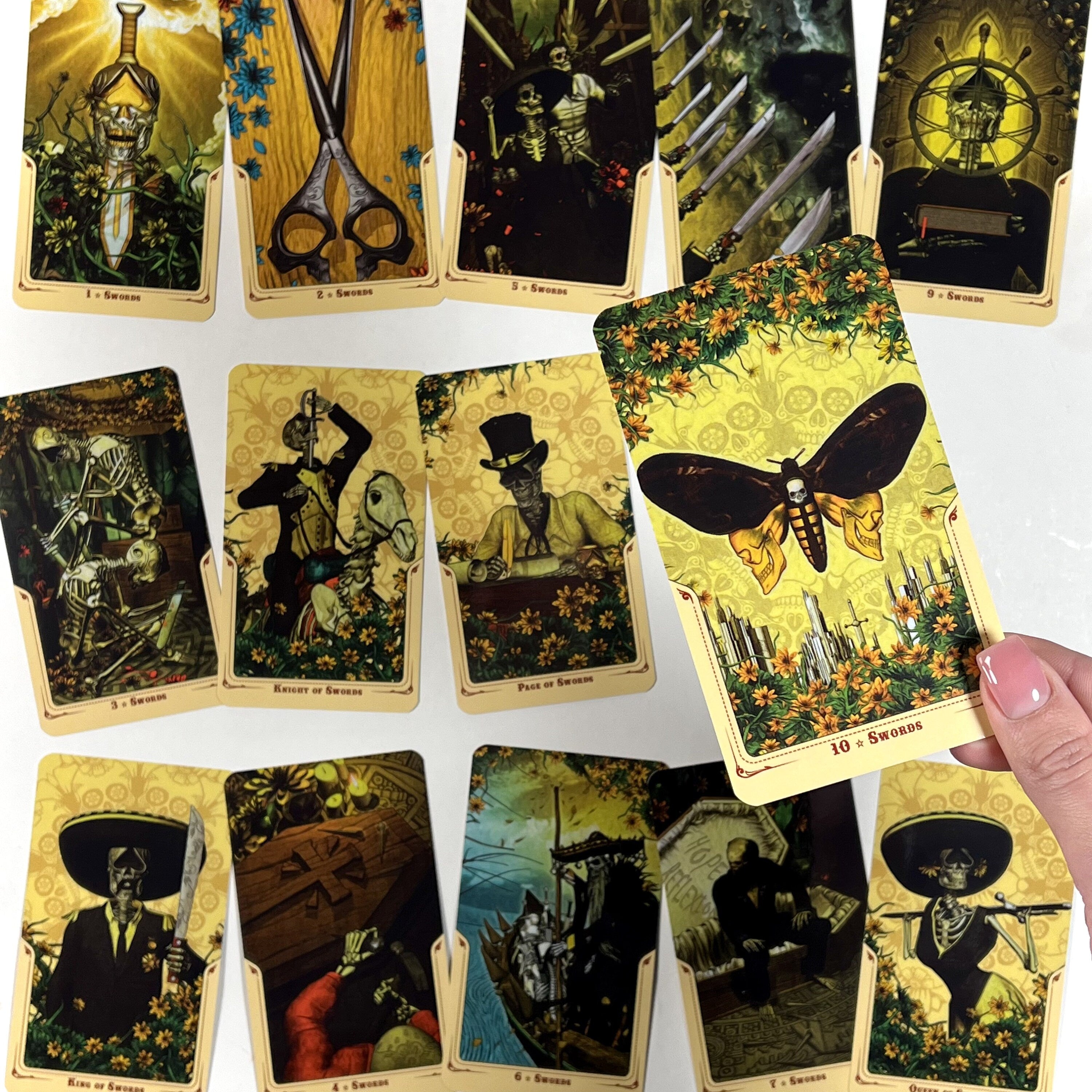 Santa Muerte Tarot Cards
